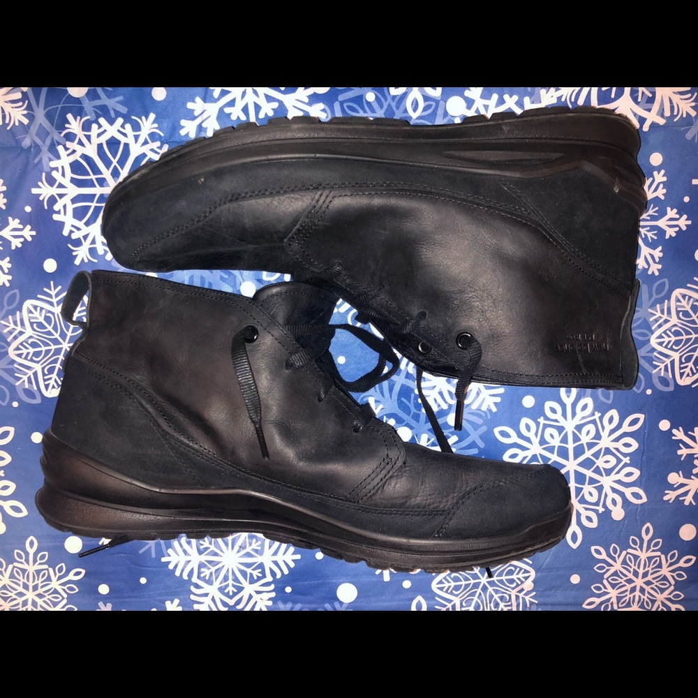 Size 14 New Balance Men's BM3020BK Chukka Boot Black
